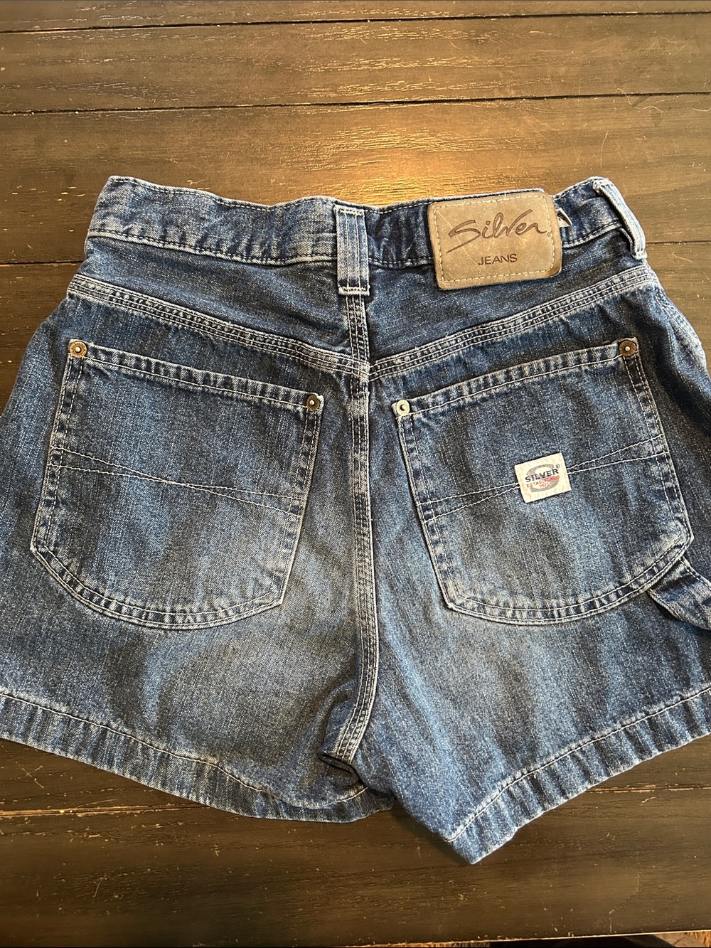 Silver Jeans Vintage-Inspired High-Rise Denim Shorts - Blue Wash